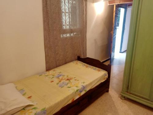 2 bedrooms apartement with city view furnished terrace and wifi at Tunis 4 km away from the beach photo 4