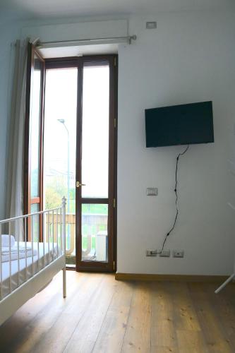 Lovely Navigli Studio with balcony - Via Carlo torre 5