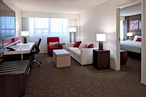Delta Hotels Edmonton South Conference Centre - image 2