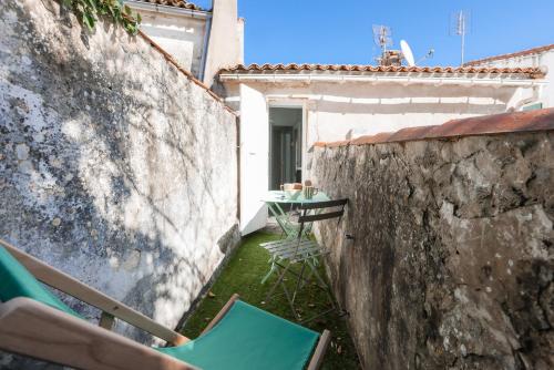 Altan/terrasse, Maison Rétaise pour 6 à La Flotte en Ré (Maison Retaise pour 6 a La Flotte en Re) in La Flotte
