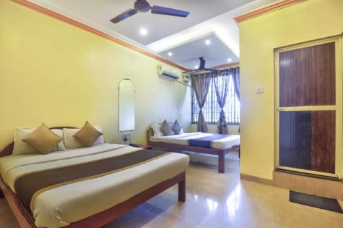 Hotel Purushottam Residency Calangute