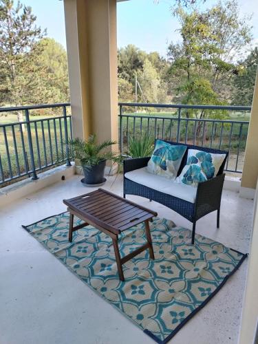 Balcony/terrace, Suite Deluxe vue sur Golf near Parking de la Gerbe