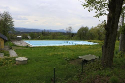 Peldbaseins, Penzion Hodky in Svetla pod Jestedem