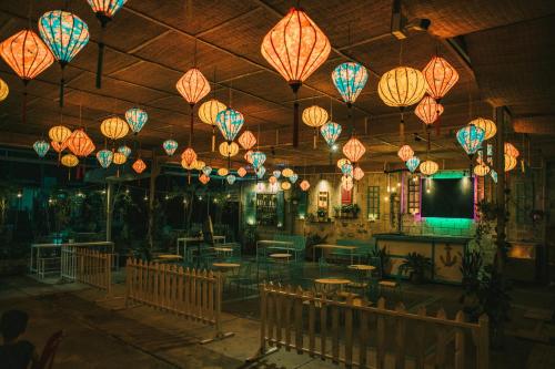Đai Duong La Gi Homestay & Coffee - 레스토랑