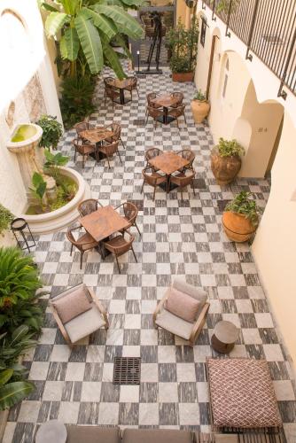 Relais - Palazzo Greco Stella - Tap to explore photos