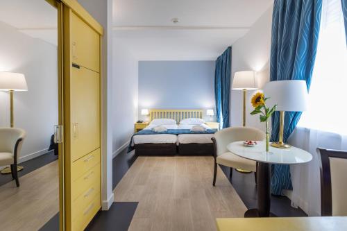 Double or Twin Room with Balcony and Mountain View