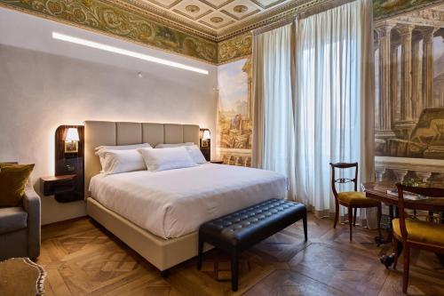 Duomo Luxury Florence - image 4