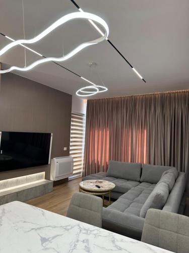 Hera Tirana Suite Deluxe, Tirana