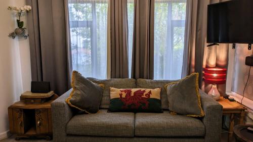 Summerhill, Wrexham - Key Worker friendly gîte à louer Cefn-y-bedd