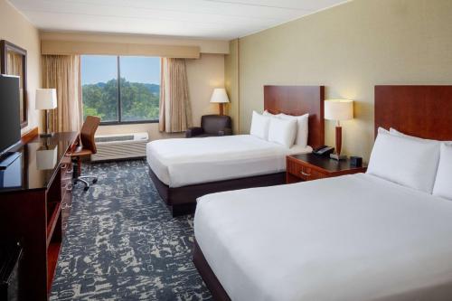 DoubleTree Boston North Shore Danvers - image 2