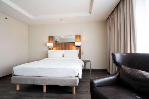 Premium Room image 10