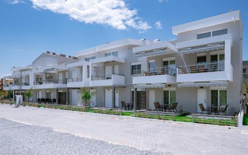 Nefeli & Nefeli Luxury Residential Complexes, Ofrynio (photo 9)