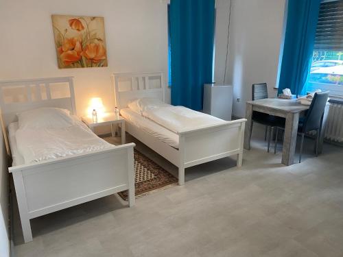 A&S Ferienwohnungen Roonstraße - image 13