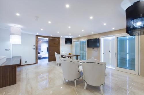 Villa View 4 You - image 14
