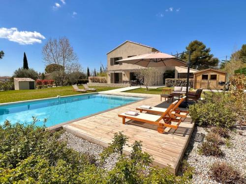 Villa moderne et chaleureuse au milieu vignes et calme absolu à Aix en Provence - Location, gîte - Aix-en-Provence