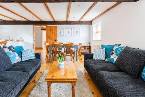 Large converted barn in peaceful, rural location