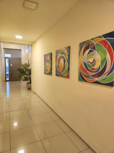 One-Bedroom Apartment image 8