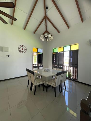 Traditional Melaka Homestay with Private Pool