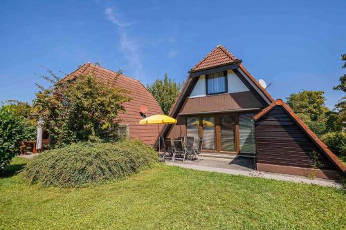 Ferienwohnpark Immenstaad am Bodensee Nurdachhaus Typ 8 NDT 093 in Immenstaad am Bodensee, Deutschland