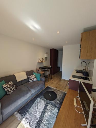 Le Sasha in Le Lyret