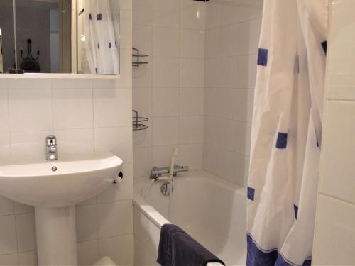 Appartement Vars Les Claux - 3 pièces 6 couchages au pied des pistes et commerces - FR-1-330B-62 - image 4