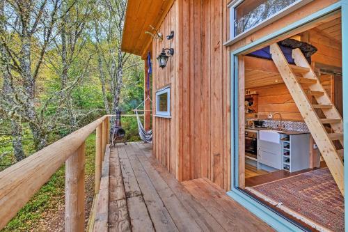 Erkély/terasz, Finest Retreats - Cosagach Falls Cabin in Aigas