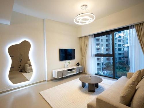 MH - Act One Act Two - DownTown - 1BHK - REF505, Dubai