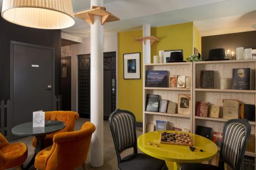 Les Plumes Hotel - image 11