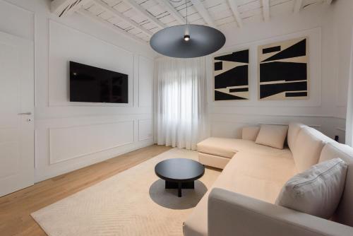 Pitti Prestige by Mmega