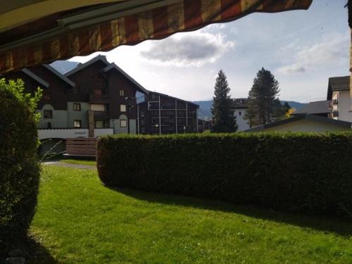 Apartment with Garden View