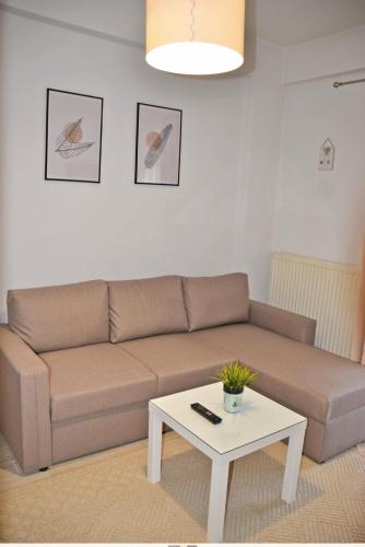  Center River Apartment, Pension in Florina bei Sklíthron