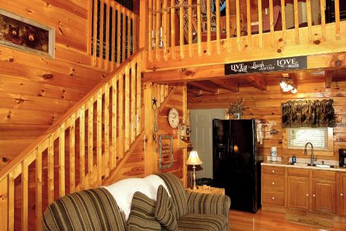 A Bit of Heaven Cabin in Cosby, USA