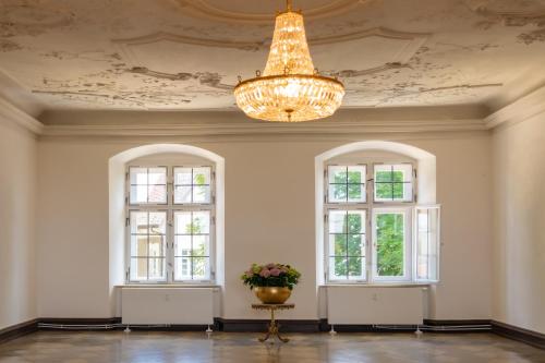 Schloß Hürbel Rosengarten - Suite (Schloß Hurbel Rosengarten - Suite) in Gutenzell-Hurbel