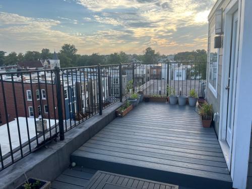 Sun-filled Capitol Hill home w/ parking & roofdeck