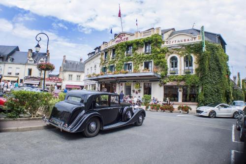 Logis Hotel De France Hotel de charme Saint-Christophe-sur-le-Nais