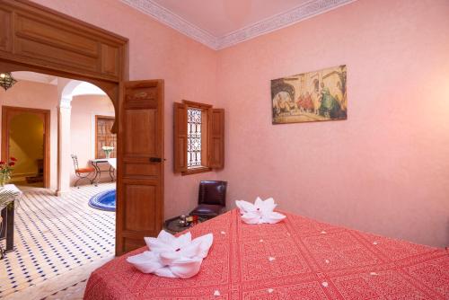 room detail thumbnail 1