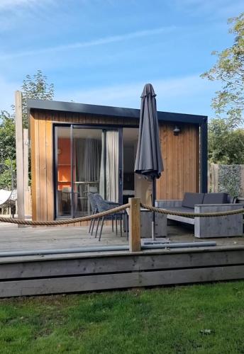 Tiny house aan het Zuidlaardermeer - vlakbij Groningen