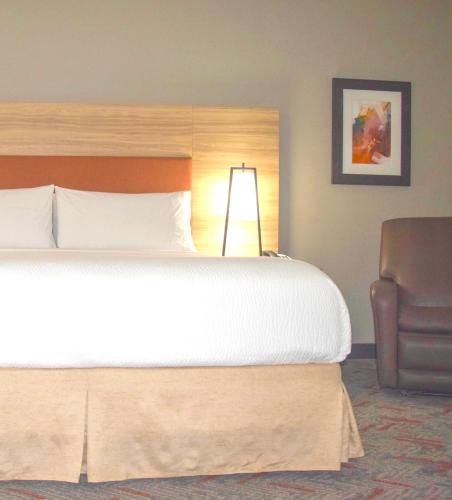 Candlewood Suites Houston I-10 East, an IHG Hotel