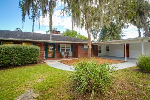 Lakefront Keystone Heights Home with Boat Dock! in Keystone Heights, USA