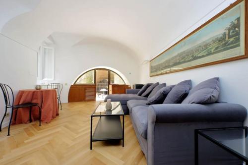 Pantheon Apartment with private terrace