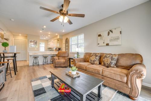 Branson Retreat with Pool Access about 3 Mi to Dtwn in Branson, USA