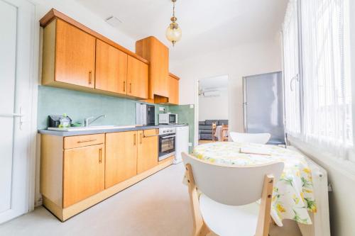 Les Rosiers - Maison Avec Jacuzzi - Brive-la-Gaillarde