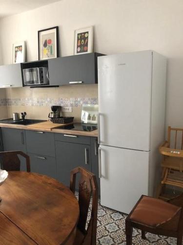 Maison ICHABELENIA in ซาลี-เดอ-เบอาร์