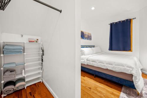Charming Home In Heart of City With King Size Bed! in Philadelphia, USA