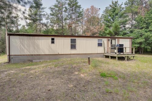 New Lisbon Family Gem about 3 Mi to Castle Rock Lake