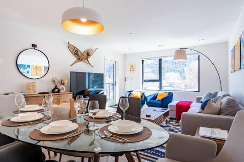 Rocky Ridge Getaway - Modern Getaway in Revelstoke - Mount Revelstoke National Park