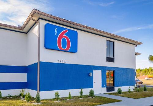 . Motel 6 Moss Point, MS