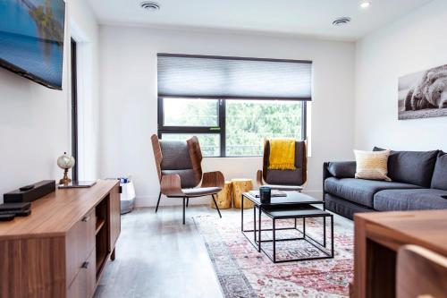 The Bear Lair - 2 Bedroom with Hot Tub