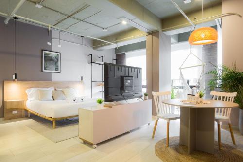 Contemporary Loft in Laureles