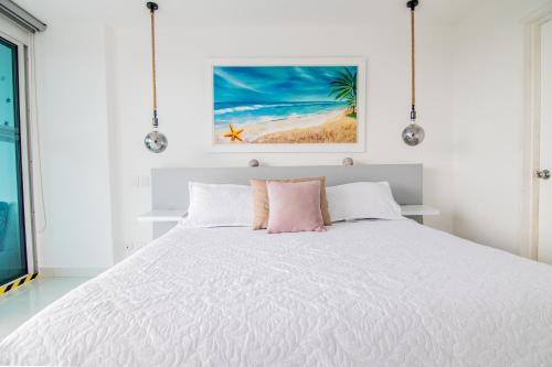 One-Bedroom Apartment image 3